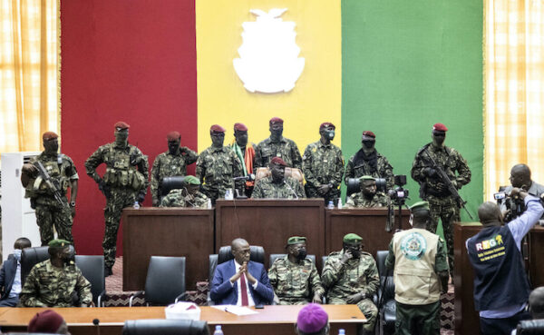 Guinea’s military junta dissolves government and sealsÂ borders