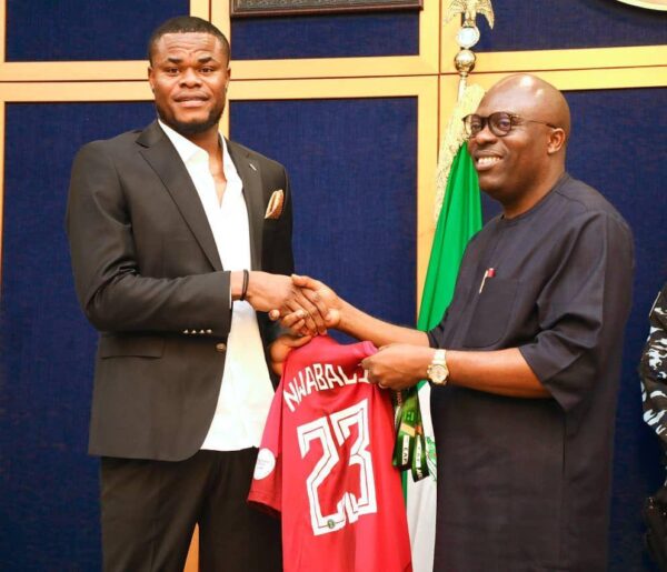 Gov. Fubara honours Super Eagles goalkeeper Stanley Nwabali with Riversâ Highest Honour, gifts him N20m (Video)