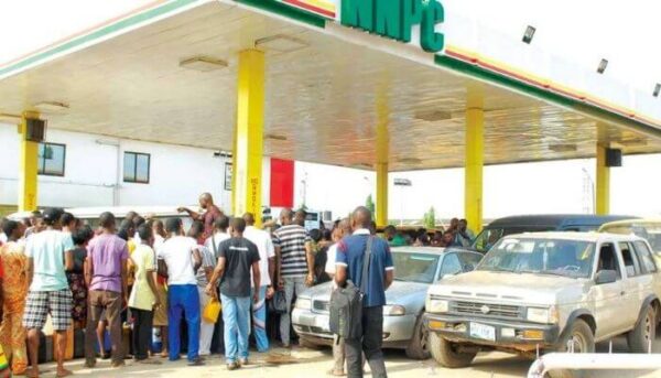 Petrol scarcity hits FCT as NARTO stops lifting products