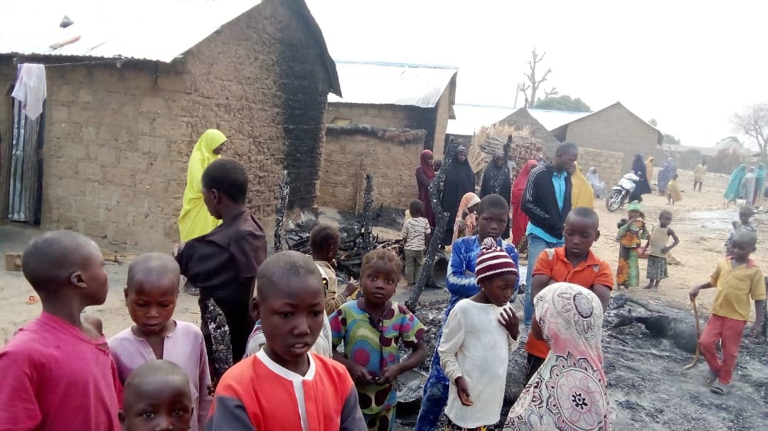 Bandits raze 30 houses, cattle, food items in Niger State community